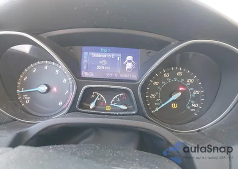 2013 Ford Focus Se z USA, uszkodzony, nr VIN 1FADP3F26DL148977